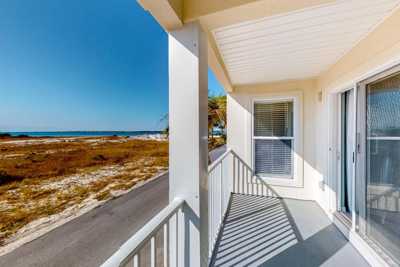 Gulf Island 412 Navarre